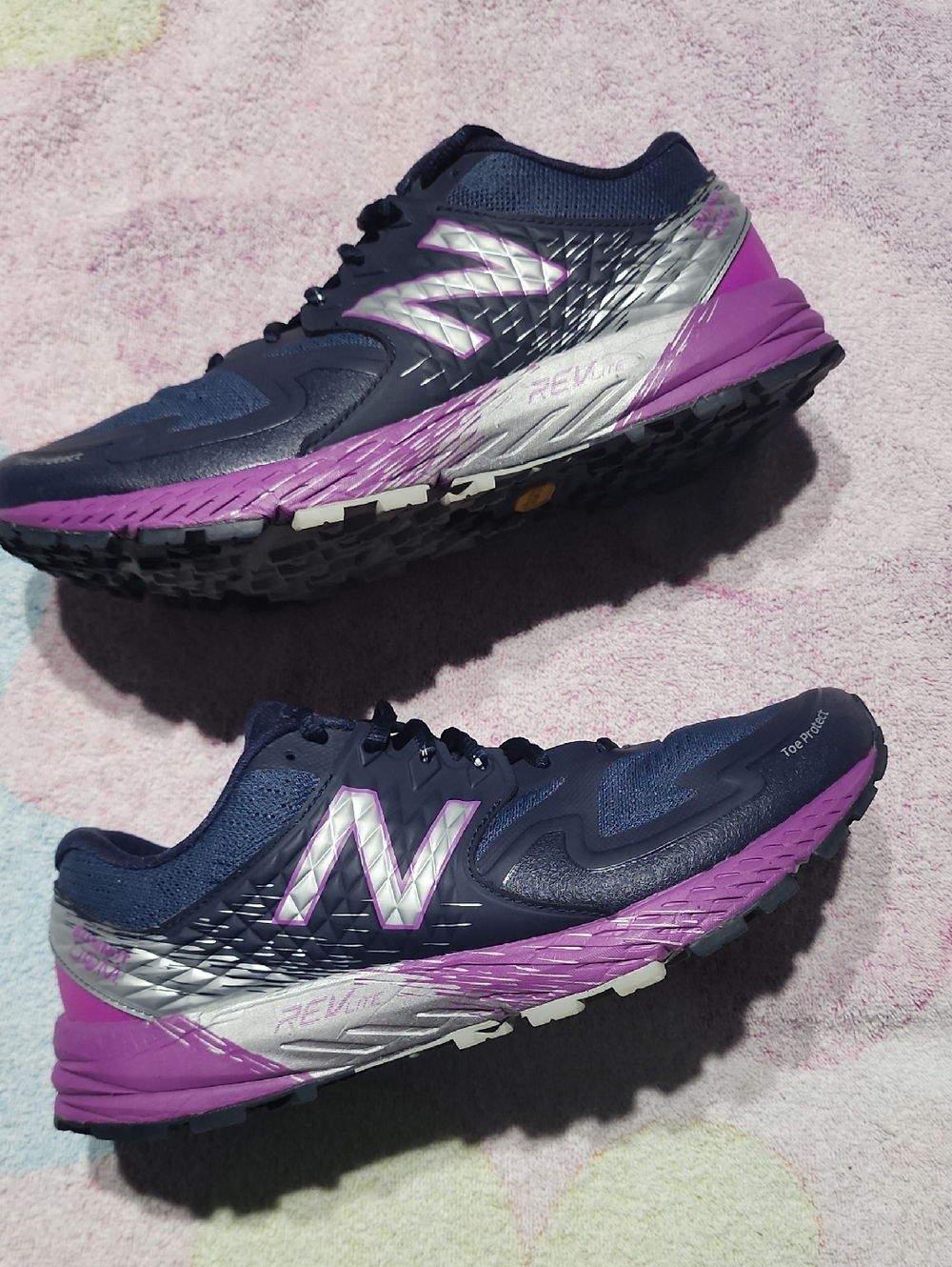New Balance Summit  Gore-Tex GTX  Sneakers SZ 11